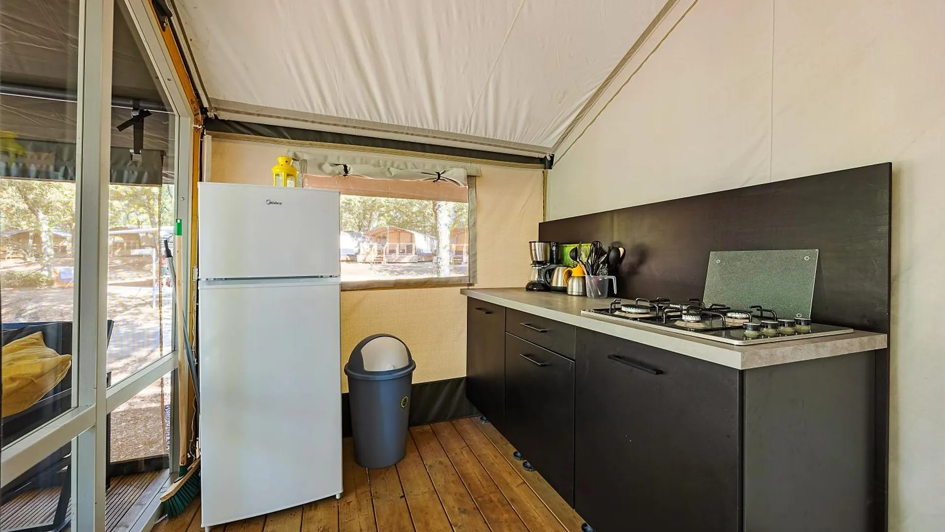 Easyatent Safari Tents Bijela Uvala Poreč 0*,  Kroatien