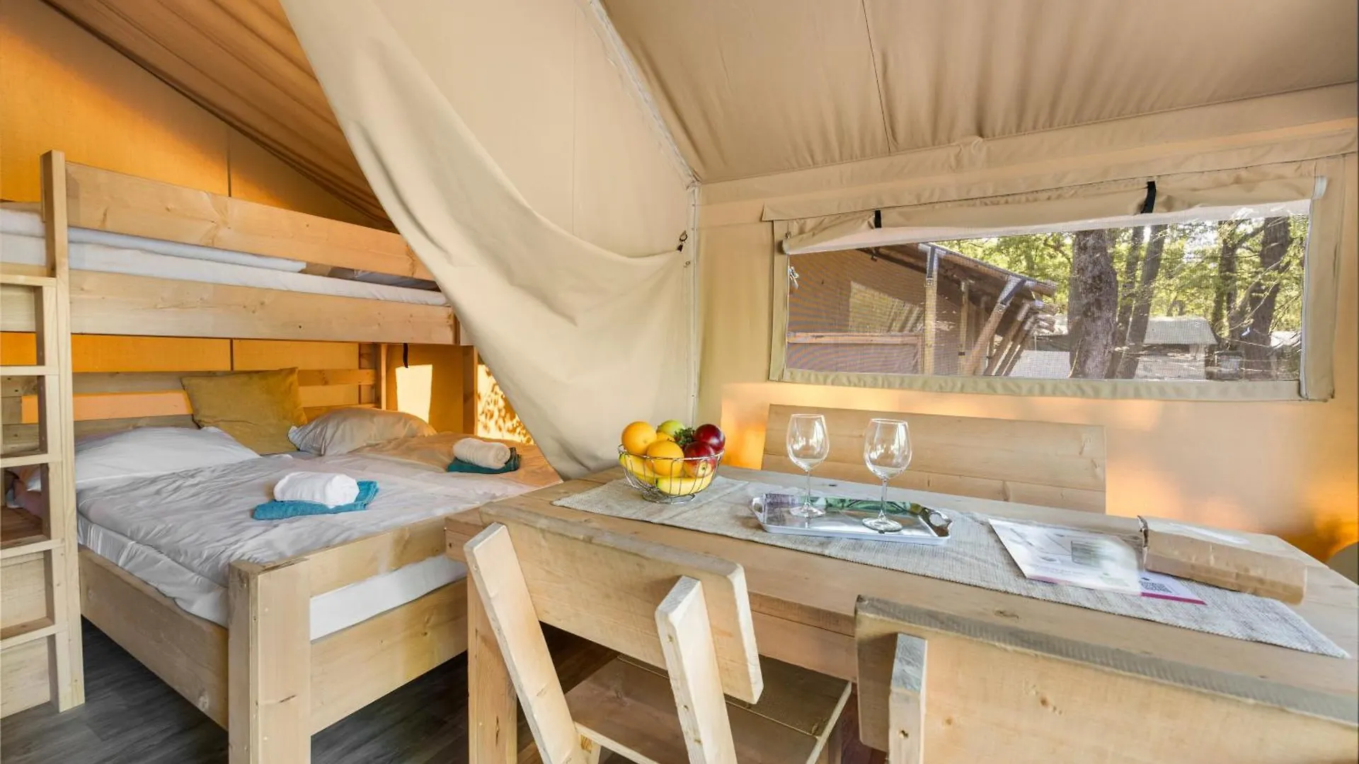 Easyatent Safari Tents Bijela Uvala Poreč 0*,  Kroatien